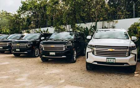 Image of our luxury transportation service in Cancun International Airport Image of our luxury transportation service in Cancun International Airport